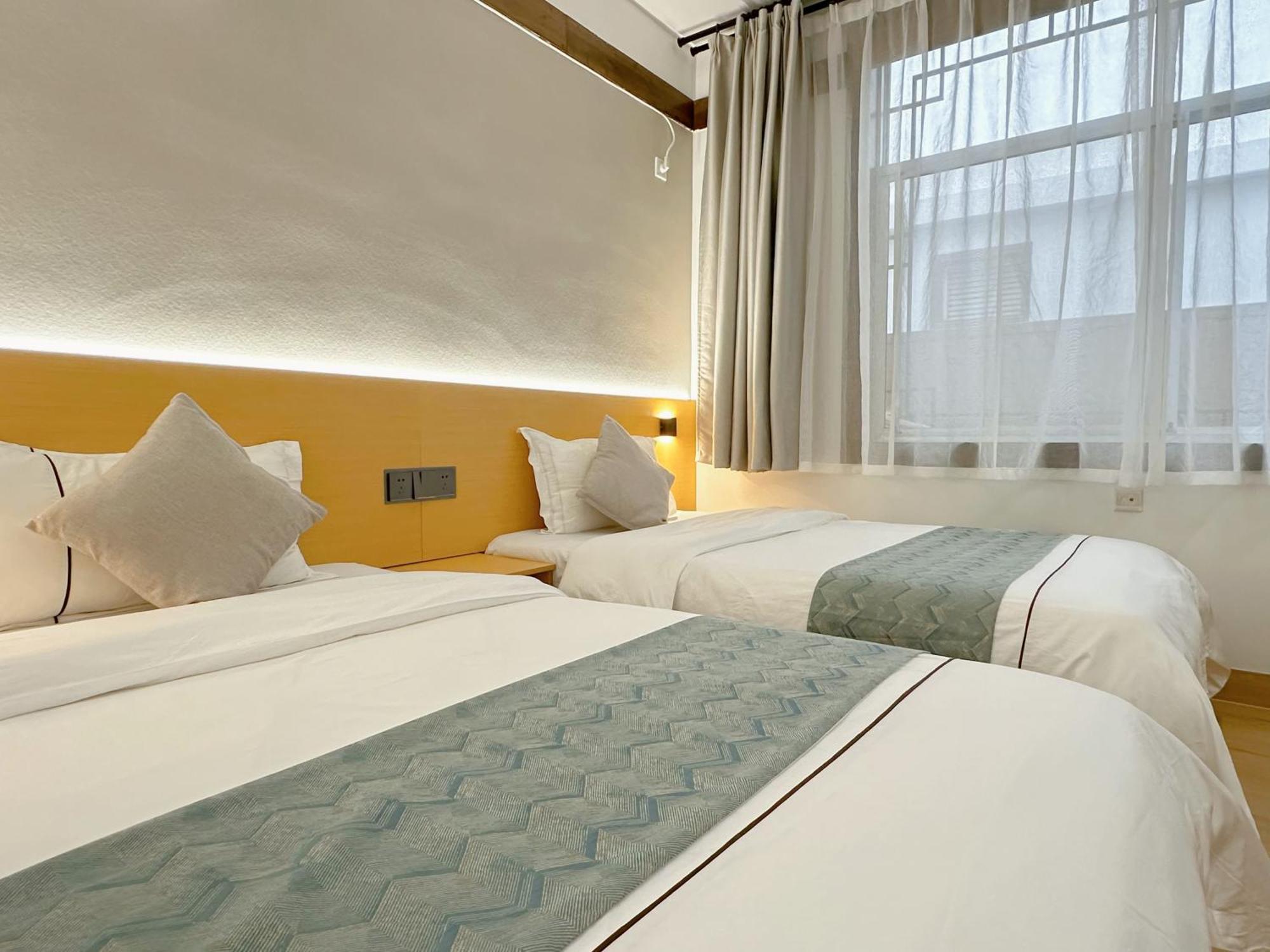 Hemu House Hotel Fenghuang Buitenkant foto
